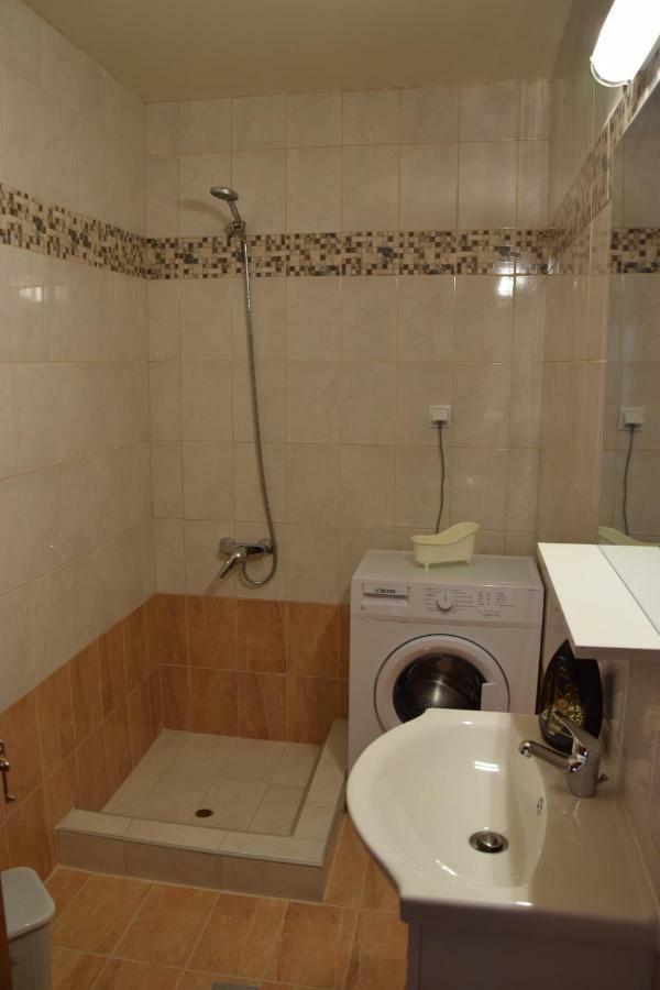 Apartament Lena'S & Zoe'S Néa Péramos Zewnętrze zdjęcie
